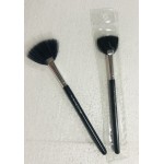 BROCHA ABANICO MAC